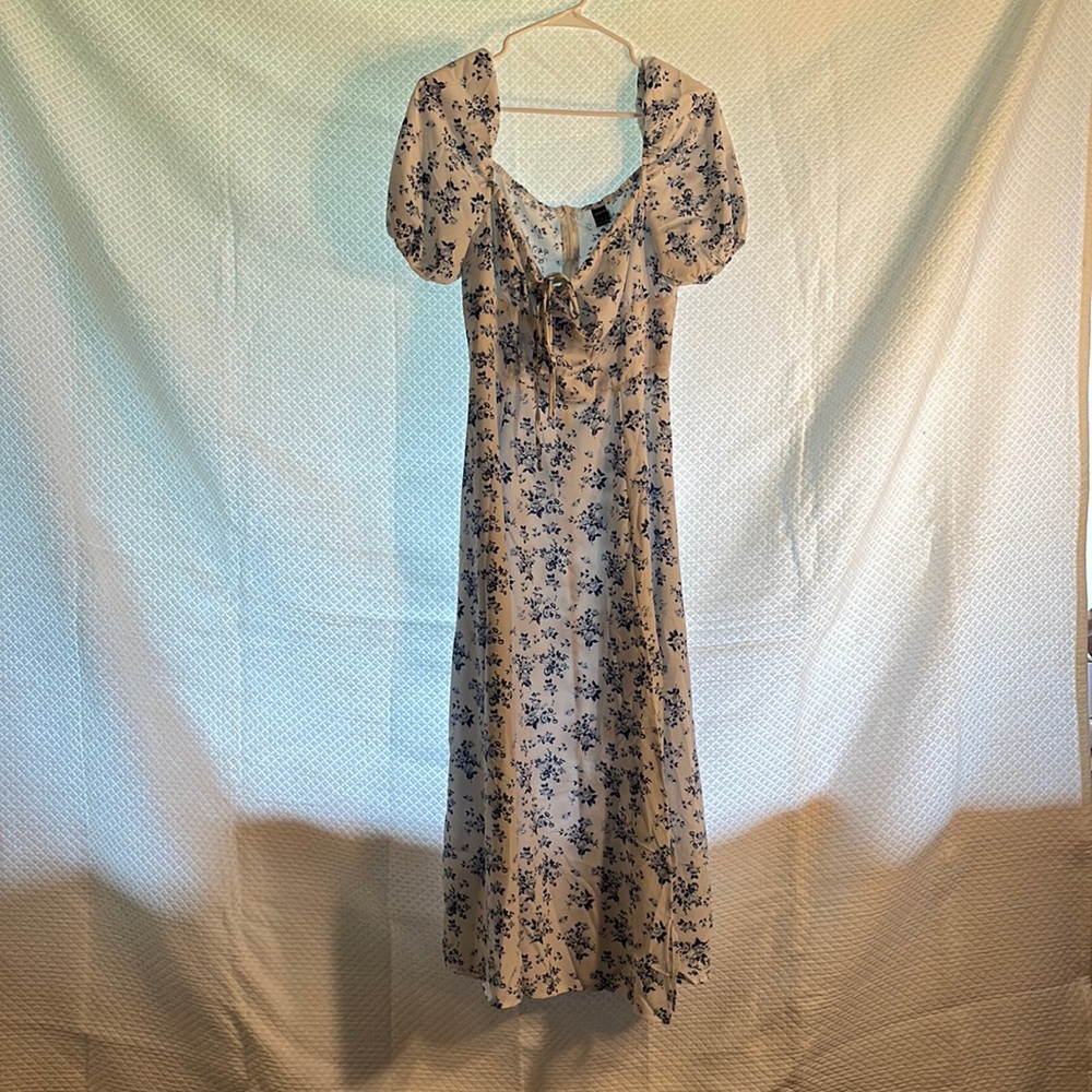 Shein floral blue and white sun dress L